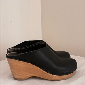 No.6 wedge heel clog size 37